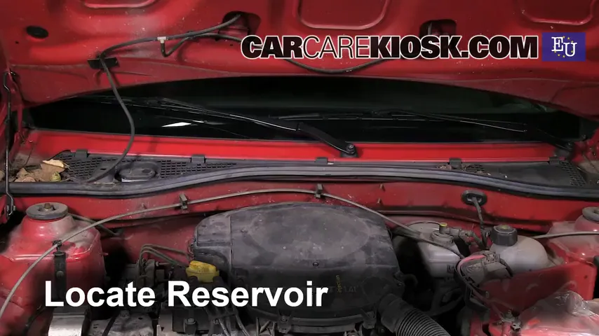 2009 Dacia Sandero LLMPI 1.4L 4 Cyl. Windshield Washer Fluid